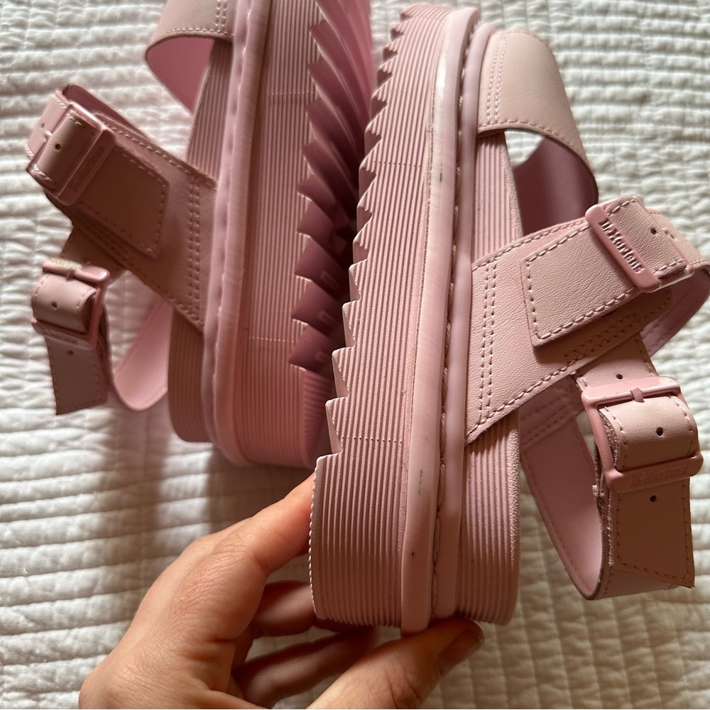 Dr. Martens baby Chalk Pink ‘Voss Mono’ chunky leather lightweight sandals - Picture 10 of 14